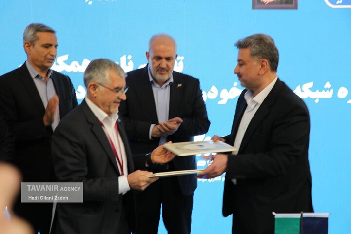 امضاي چندين تفاهم‌نامه بين توانير و بخشهاي مختلف صنعتي، پژوهشي و دانشگاهي