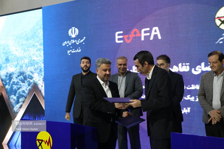 امضاي چندين تفاهم‌نامه بين توانير و بخشهاي مختلف صنعتي، پژوهشي و دانشگاهي