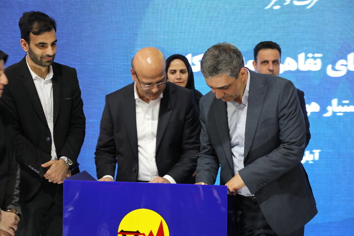  تفاهم‌نامه سه‌جانبه همکاری برای توسعه سامانه دستیار هوشمند خدمات مشترکان برق