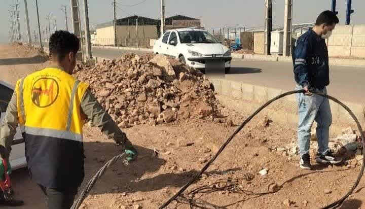 جمع‌آوری ۳۳ مورد برق غیرمجاز در قم