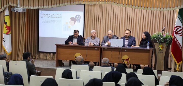 برگزاری نشست انتقال تجربیات و کارگاه ایده‌پردازی هوشمندسازی در برق منطقه‌ای سمنان