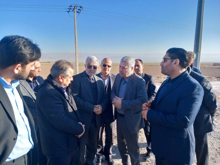 بازدید معاون هماهنگی توزیع توانیر از طرح‌های صنعت برق در قوچان