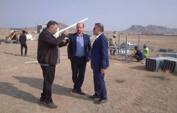 بررسی روند احداث نیروگاه‌های خورشیدی ۳ مگاواتی در استان قم