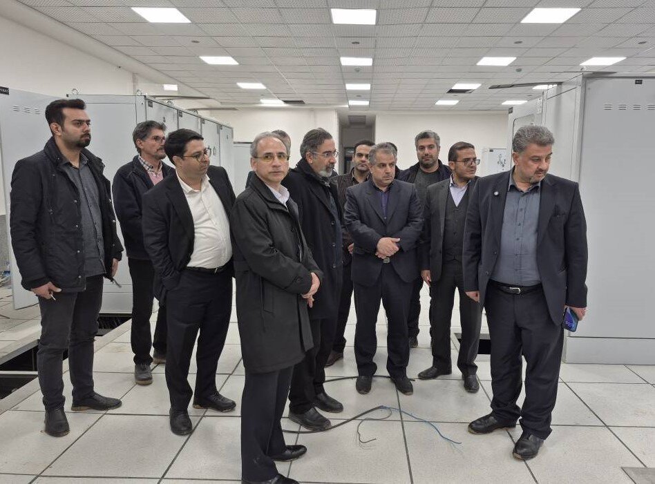 بازدید مدیرعامل شرکت توانیر از پست در حال احداث ۴۰۰ کیلوولت امام رضا (ع) مشهد