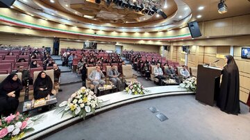 سمینار "نقش بانوان در اصلاح فرهنگ بهینه مصرف برق" در آذربایجان شرقی برگزار شد