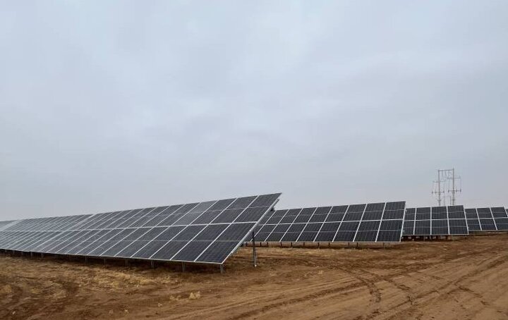 ۲۴ مگاوات نیروگاه خورشیدی در استان قزوین به شبکه برق متصل شد