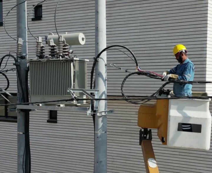 پایان اجرای طرح تبدیل شبکه‌های سیم‌مسی به کابل خودنگهدار در شهرستان مبارکه