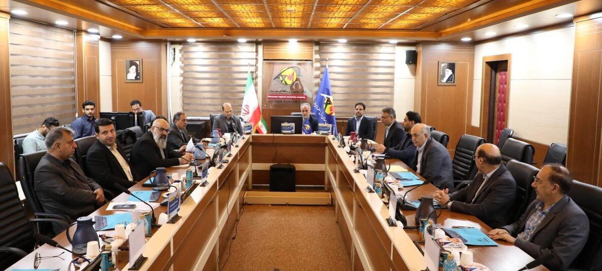 نخستین نشست شورای حقوقی منطقه ۶ صنعت برق کشور برگزار شد