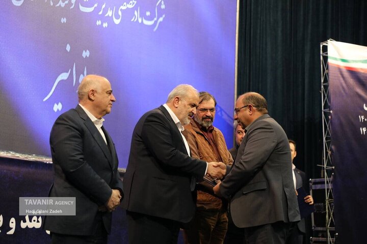 همایش نقد و بررسی عملکرد صنعت برق در گذر از اوج بار تابستان ۱۴۰۴ و ارائه برنامه‌های ۱۴۰۵