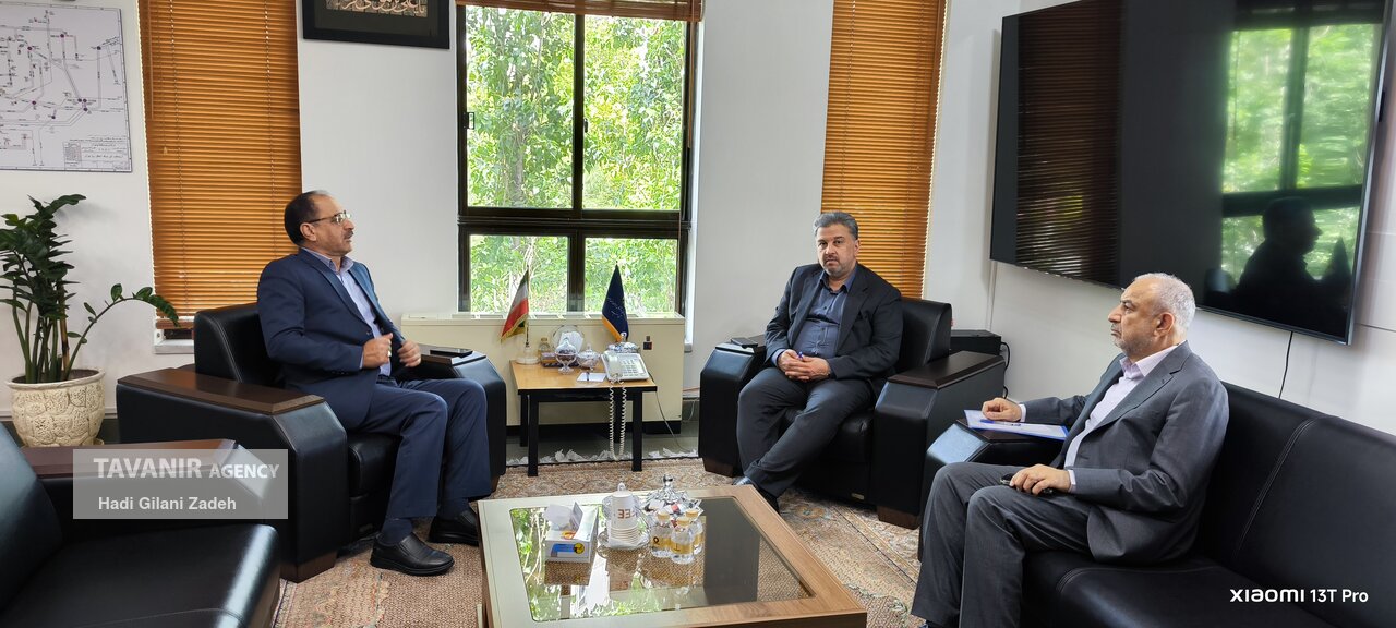 دیدار طهماسبی نماینده نی ریز در مجلس شورای اسلامی با مدیرعامل توانیر