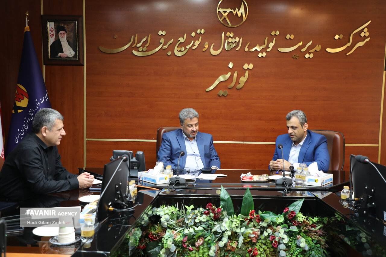 دیدار محمد نوردهانی نماینده سراوان در مجلس شورای اسلامی با مدیرعامل توانیر