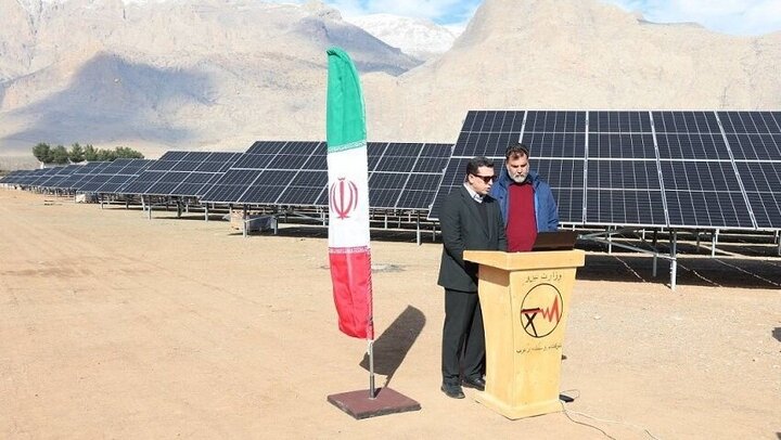 پیشرفت ۹۰ درصدی طرح احداث نیروگاه خورشیدی بیستون