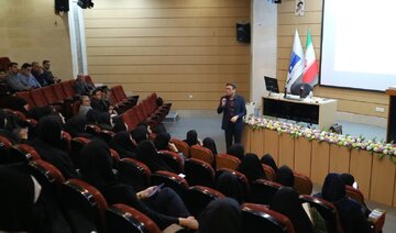 برگزاری سمینار تکنیک‌های برقراری ارتباط موثر در یزد