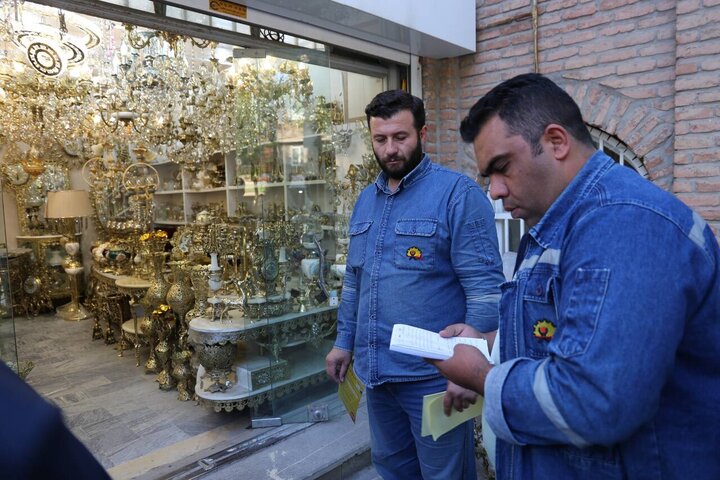 مقابله با بدمصرفی برق در تمام روزهای سال ادامه دارد 