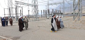 بازدید روحانیون کرمانشاه از تاسیسات تولید و انتقال برق