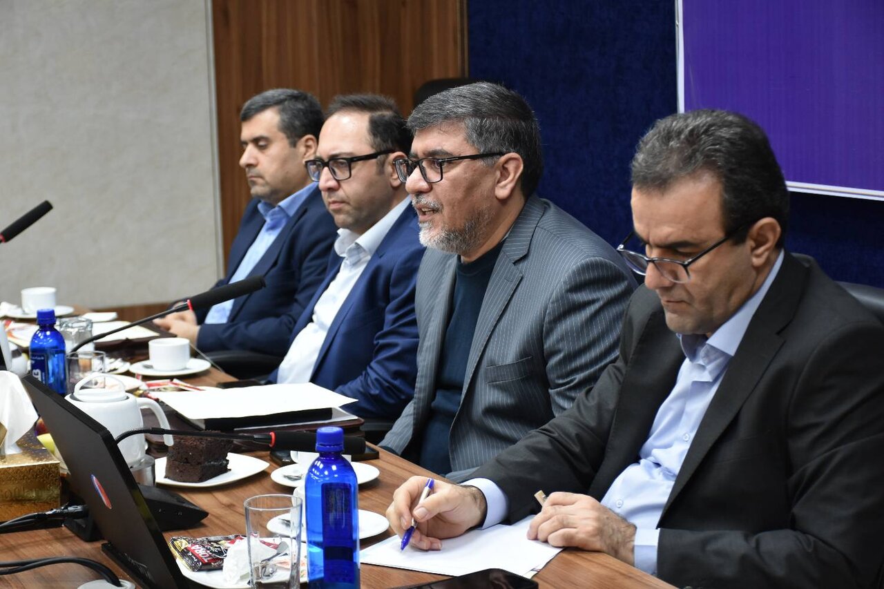 گردهمایی مدیران حقوقی شرکت‌های توزیع و برق منطقه‌ای سراسر کشور در آبادان