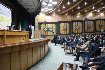 صنعت برق به بازار رقابتی و کاهش نقش مستقیم دولت نیاز دارد