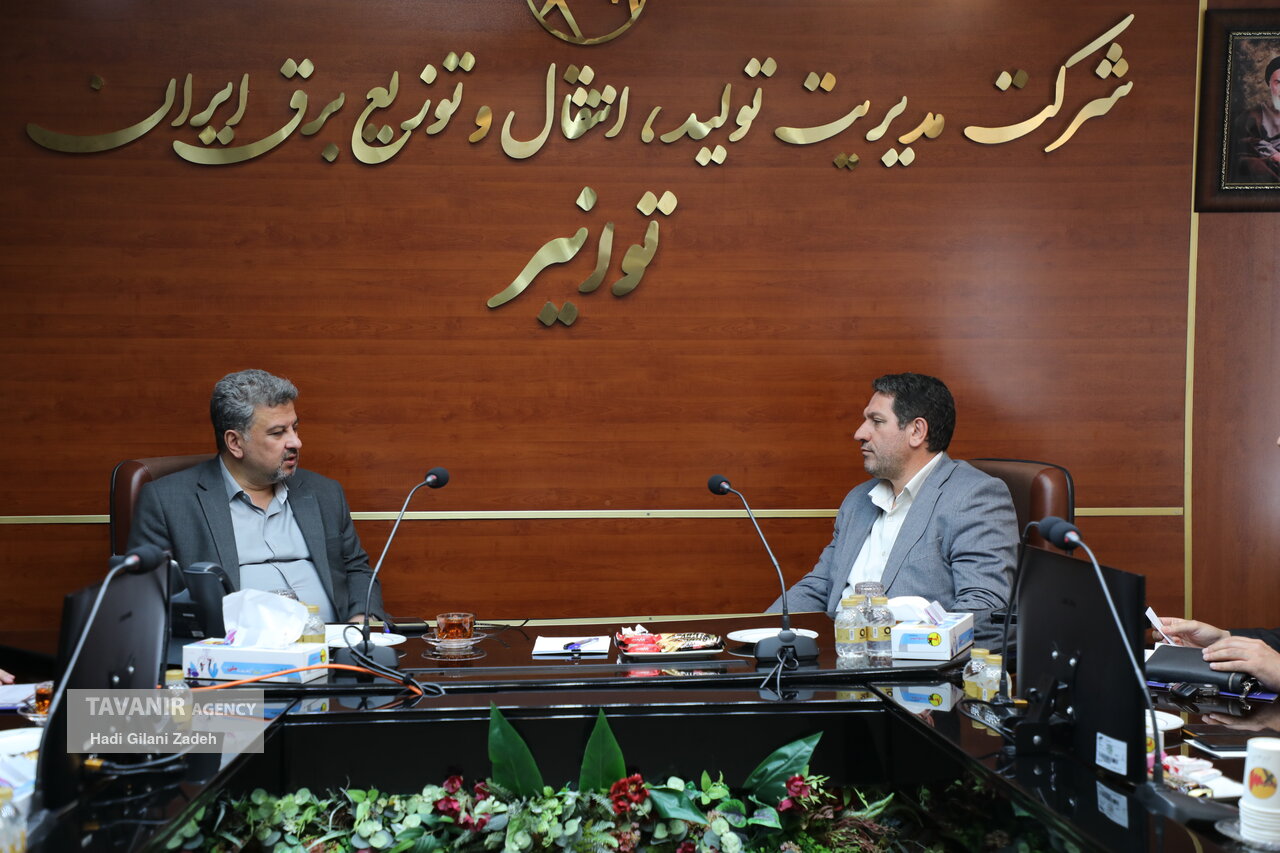 نشست فرامرز شاهسواری نماینده هشترود با مدیرعامل توانیر