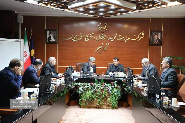 تامین مالی اجرای شبکه‌های توزیع برق شهری و روستایی در ۸ استان