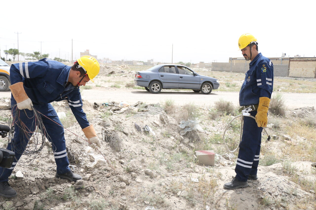 جمع‌آوری انشعاب‌های غیرمجاز در چناران خراسان رضوی