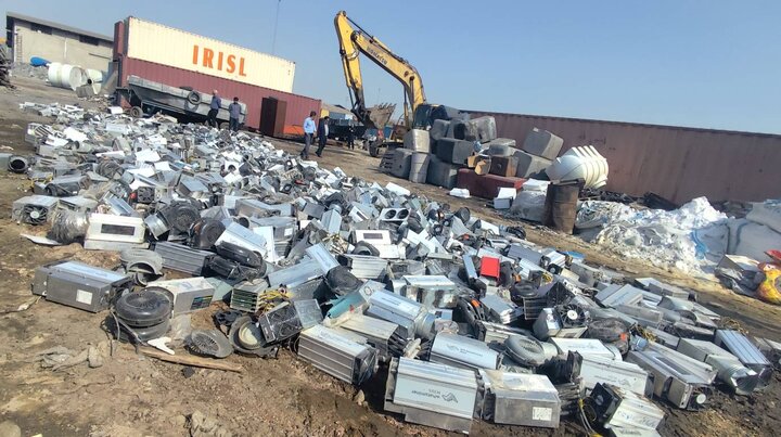 امحای ۱۲۹۷ دستگاه استخراج رمزارز غیرمجاز در هرمزگان