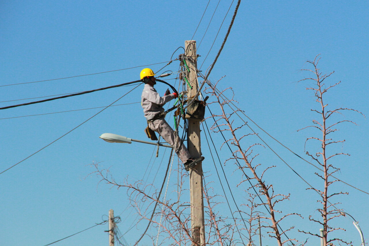 ۱۲۷ طرح صنعت برق در خراسان جنوبی به بهره‌برداری می‌رسد