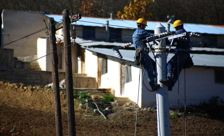 ١٣٢ طرح توزیع برق مازندران با اعتبار ١٢٣٠ میلیارد ریالی به بهره‌برداری می‌رسد