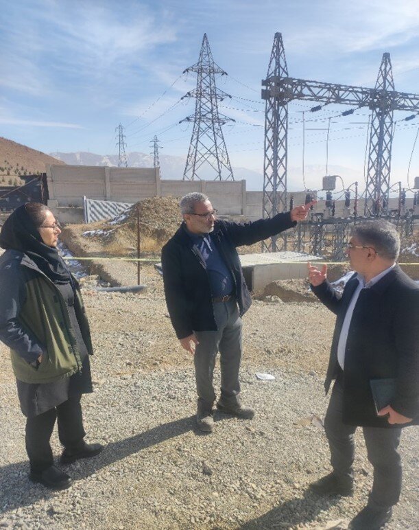 بازدید نمایندگان معاونت برنامه‌ریزی توانیر از طرحهای حیاتی شرکتهای برق منطقه‌ای