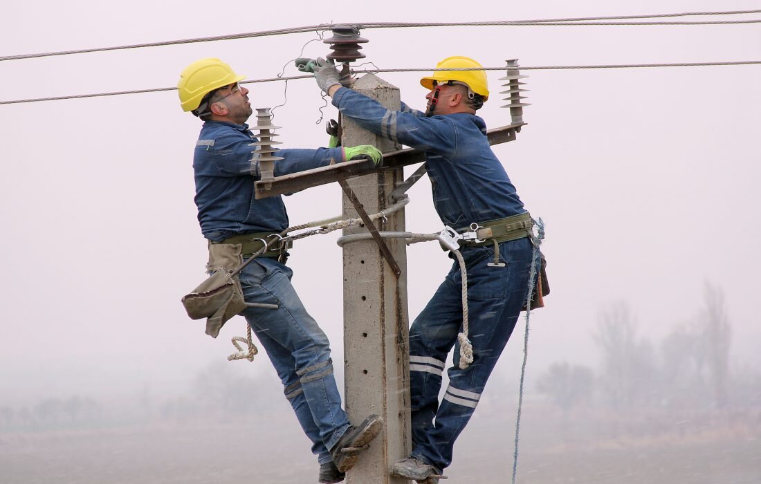 اجرای ۷۵ طرح‌ برق‌رسانی در استان هرمزگان