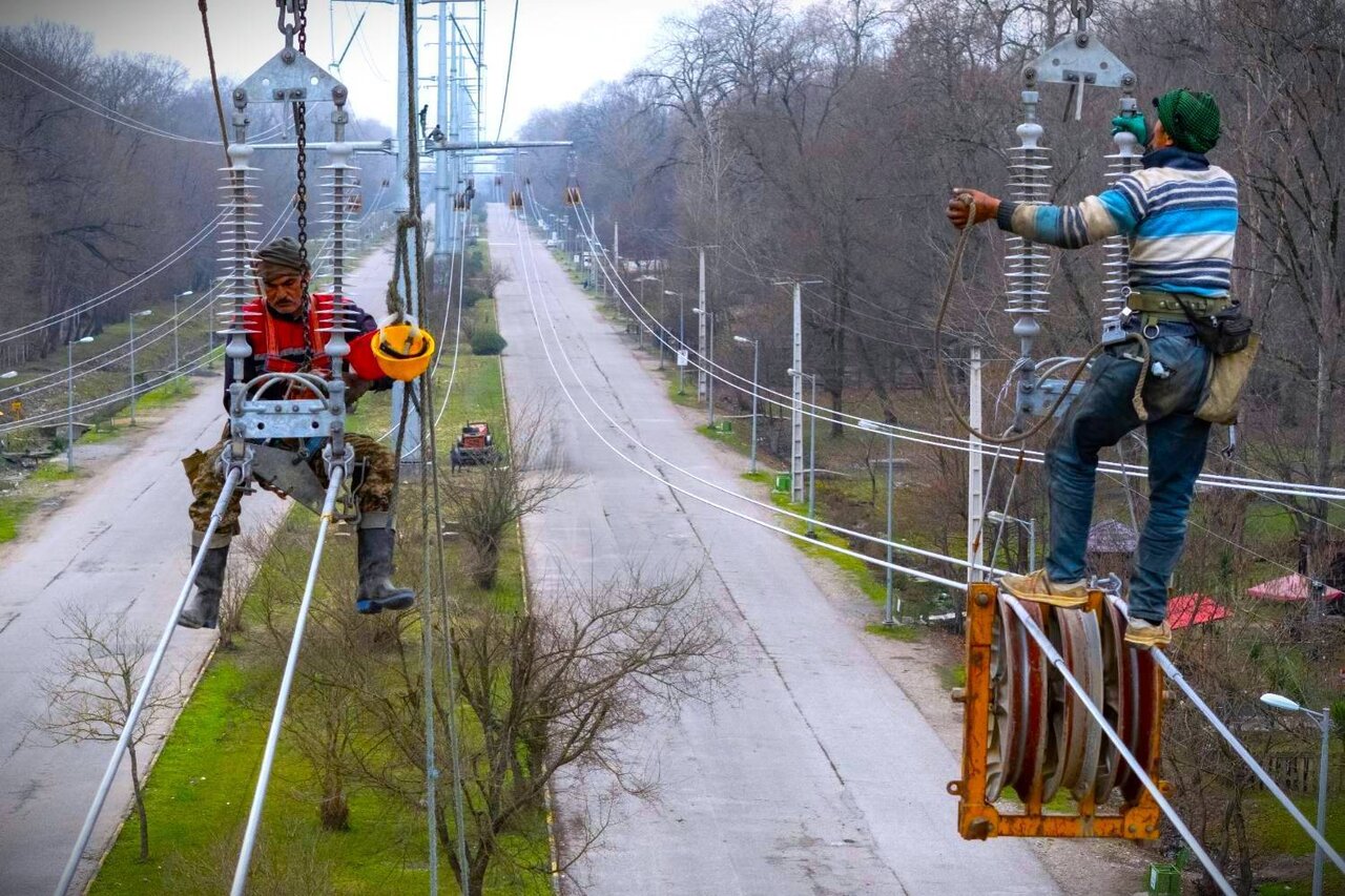 بهره‌برداری و آغاز عملیات اجرایی ۸۰ طرح برق منطقه‌ای مازندران و گلستان به ارزش ۳۶ هزارمیلیارد تومان