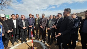 آغاز عملیات اجرایی نخستین نیروگاه خورشیدی بزرگ مقیاس روستایی در کهگیلویه و بویراحمد