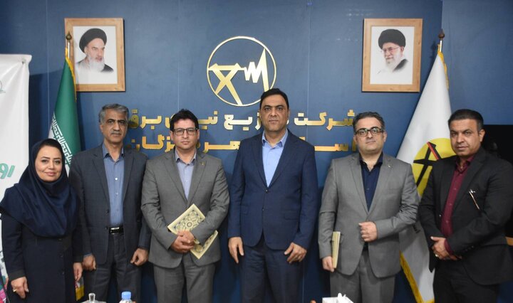 ارزیابی روابط‌عمومی توزیع برق استان هرمزگان با تاکید بر نقش حیاتی اطلاع‌رسانی هوشمند در  شرایط اقلیمی خاص