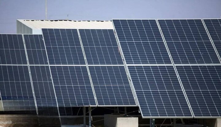 بهره‌برداری از بزرگ‌ترین نیروگاه خورشیدی دولتی تهران در دهه فجر/ الگوی موفق «تولید در محل مصرف» در پایتخت