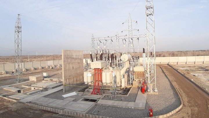 پست ۱۳۲کیلوولت میانچیل جیرفت وارد مدار شد