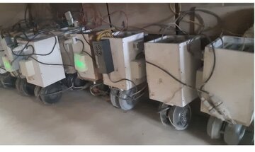 جمع‌آوری ۲۲ دستگاه ماینر غیرمجاز در ساوه با مصرف برق ۱۰۰ خانه