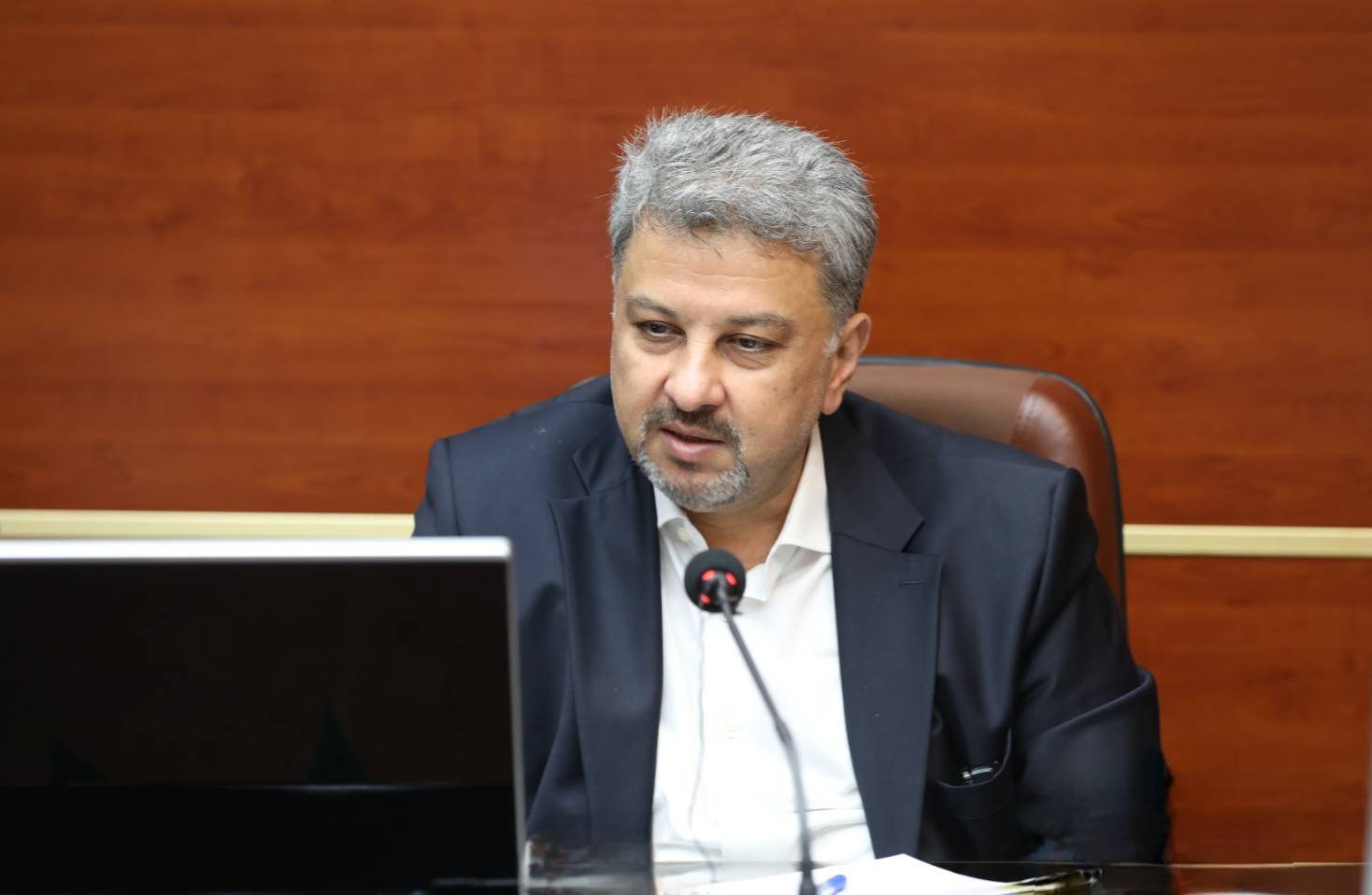 همگرایی ملی برای عبور ایمن از اوج بار؛ تاکید وزارت نیرو بر فرماندهی واحد شبکه برق