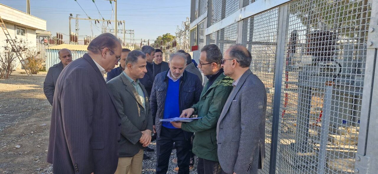 بازدید مدیرکل برنامه‌ریزی و توسعه شبکه انتقال توانیر از طرح‌های راهبردی شرکت برق منطقه‌ای زنجان