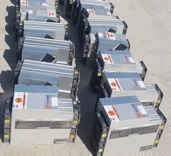 کشف و ضبط ۲۹ دستگاه استخراج ماینر غیرمجاز در استان ایلام