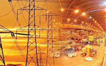 بهره‌برداری از طرح‌های راهبردی صنعت برق در اصفهان با سرمایه‌گذاری بیش از ۵ هزار میلیارد تومان