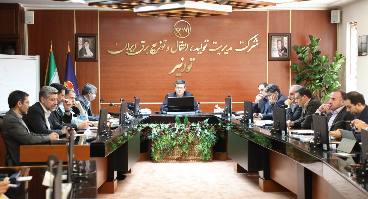 تاکید سرپرست توانیر بر آمادگی حداکثری شبکه انتقال برای تابستان پیش‌رو؛ ادبیات ما مدیریت با واقع‌بینی است